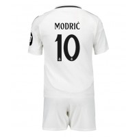 Camiseta Real Madrid Luka Modric #10 Primera Equipación para niños 2024-25 manga corta (+ pantalones cortos)